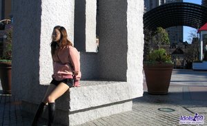 18 year old girl Bella nudeing off a cock in her graduation attire